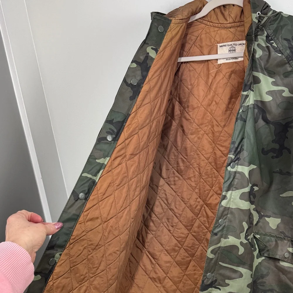Seaway Men's Quilted Camouflage Jacket. Size XL